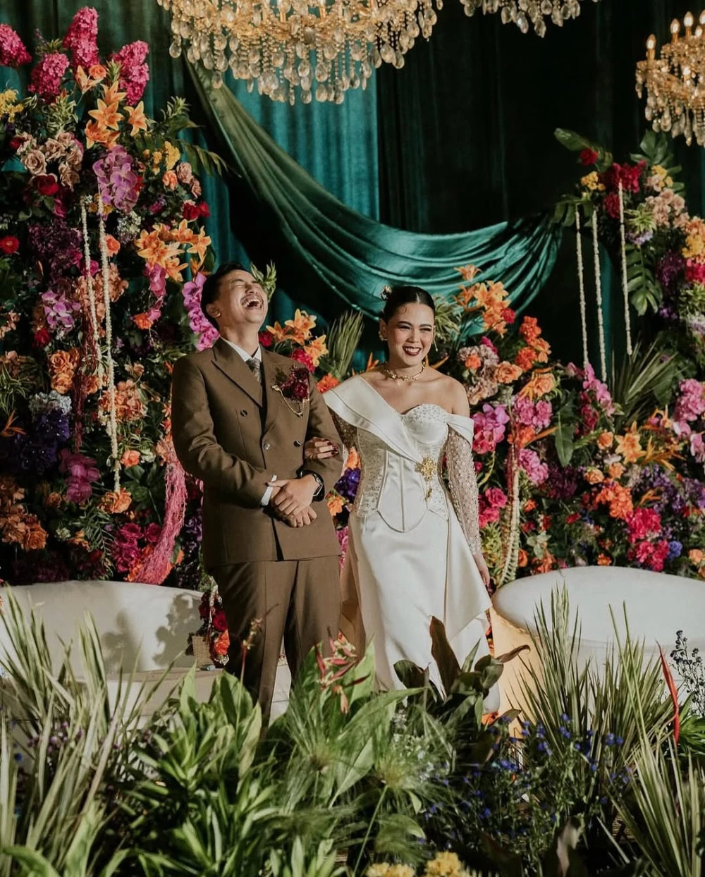 Tren wedding terbaru dan elegan